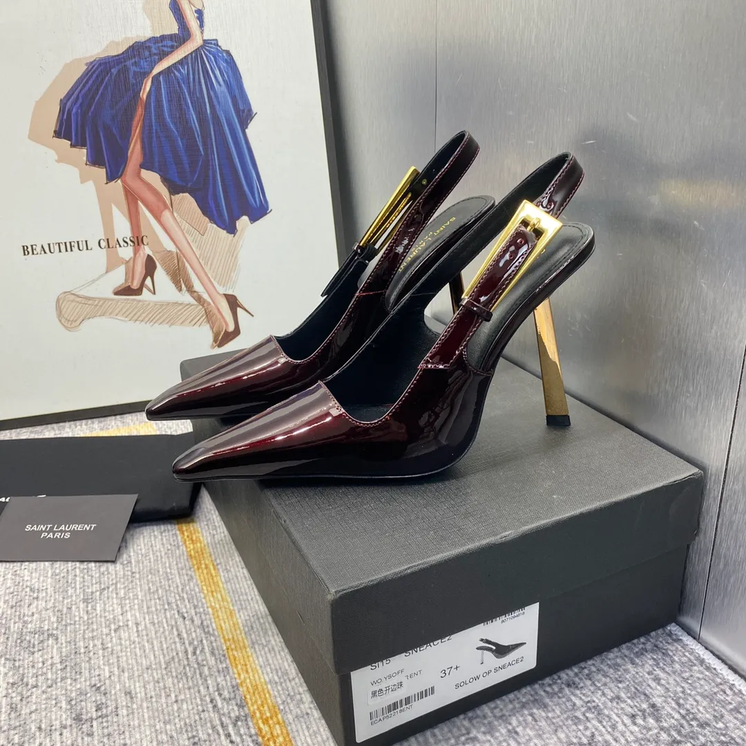 👟👟Ex-factory price 660👟👟 𝐒𝐚𝐢𝐧𝐭 𝐋𝐚𝐮𝐫𝐞𝐧𝐭# Saint Laurent 23F/W small gold bar high heels continue the past high-end and elegant ysl small gold bar heels are really good-looking! Saint Laurent square pointed toe slingback high-heeled shoes. The small gold bar heels really fully highlight the neat and minimalist annual party party. 👟👟factory price. A must-have for arty. Flash sale. So eye-catching. Upper: Customized cow patent leather. Outsole: Genuine leather outsole. Size: 35-40 (40 customized items are not returnable)